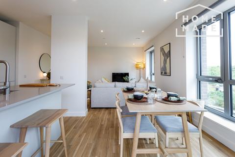 2 bedroom flat to rent - Greenford Quay, Greenford, UB6