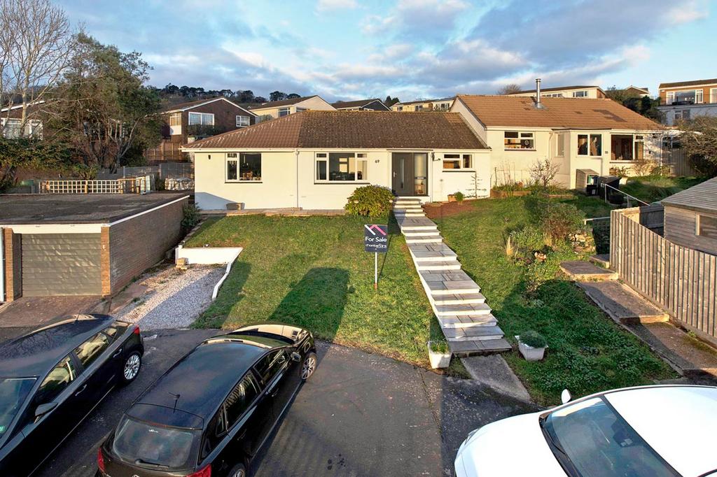 Pellew Way, Teignmouth, TQ14 3 bed semidetached bungalow for sale £