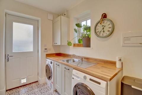 10 Mill Square, Horsforth, Leeds, LS18 4GJ