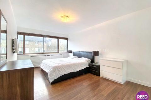 3 bedroom flat for sale, Southbury Loudoun Road,