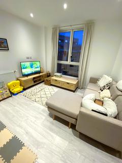 1 bedroom apartment to rent, Fielders Crescent, Barking IG11