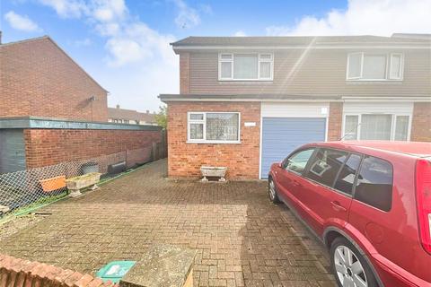 3 bedroom semi-detached house for sale, Tavistock Road, Basildon, Essex