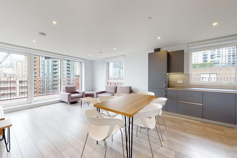 3 bedroom flat to rent - Park Central East, London, SE1