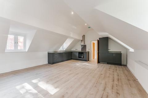 2 bedroom flat for sale - Overstrand Road, Cromer, NR27