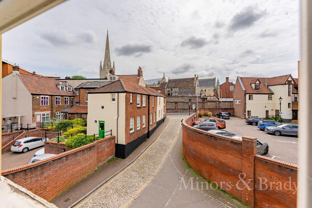 Pigg Lane, Norwich, NR3 2 bed flat £210,000