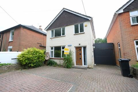 3 bedroom detached house for sale, Pooks Green, Marchwood SO40