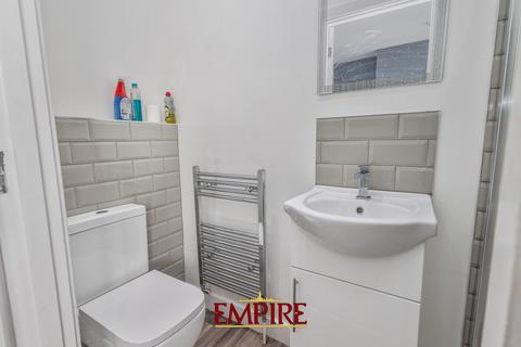1 bedroom in a house share to rent, Shortheath Road, Erdington B23 6JY