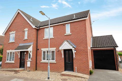 3 bedroom semi-detached house to rent - Harry Watson Court, Norwich, NR3
