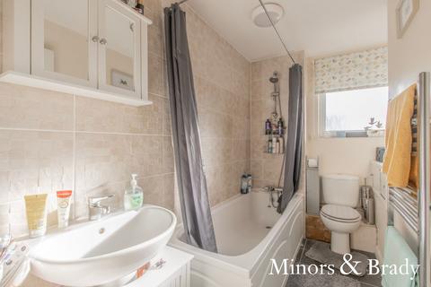 24 Lynfield Road, North Walsham, NR28 0BG