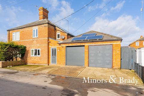 3 bedroom semi-detached house for sale, Kitchener Road, Leiston, IP16