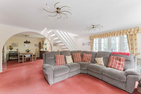 4 bedroom chalet for sale - The Avenue, Wroxham, NR12