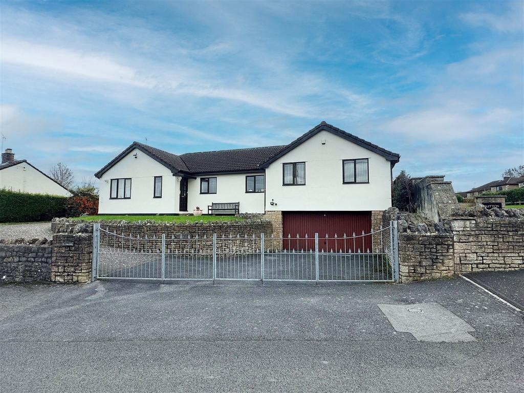 Church Lane, Sutton, Bristol 4 bed detached bungalow for sale £750,000