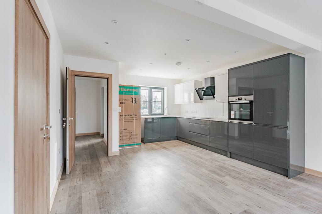 West Road, CaisterOnSea, NR30 4 bed semidetached house for sale £