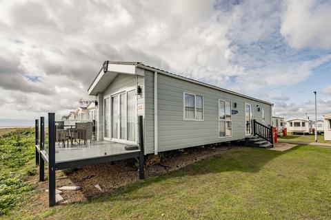 2 bedroom park home for sale - Beach Road, Kessingland, NR33