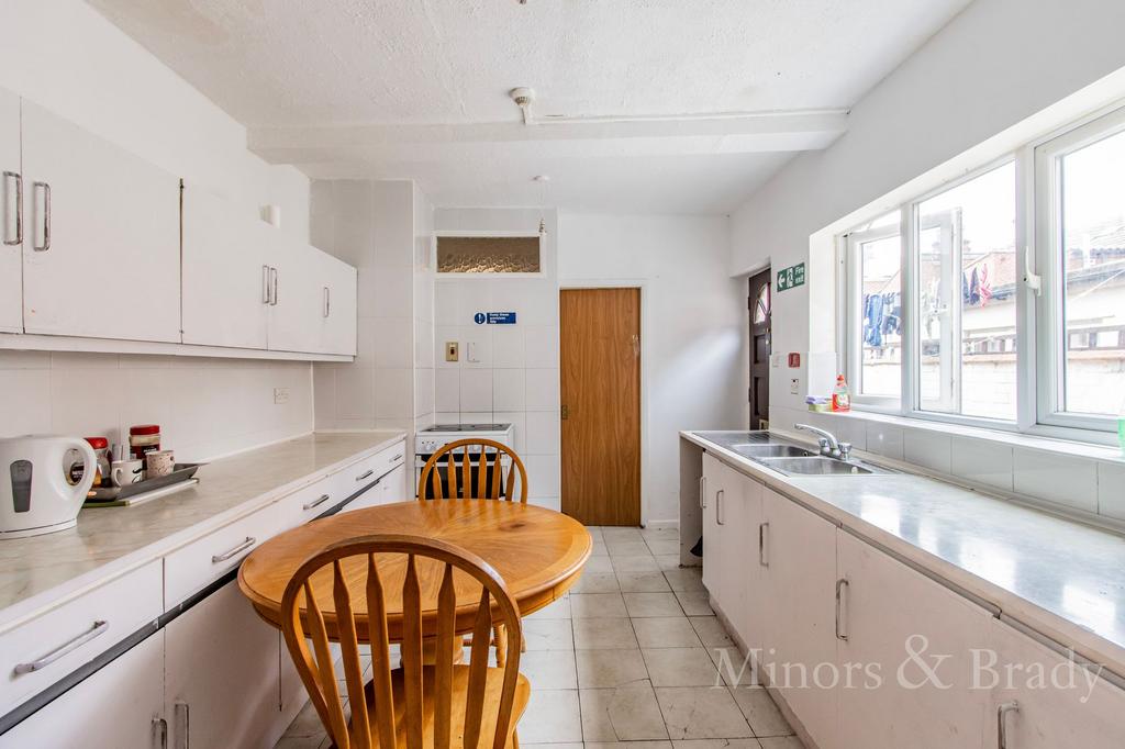 Victoria Road, Great Yarmouth, NR30 8 bed terraced house for sale £