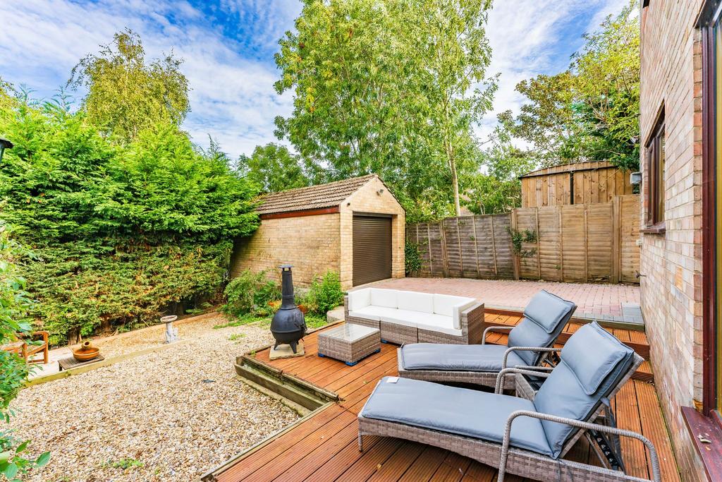 Clarkson Road, Lowestoft, NR32 3 bed detached house for sale £290,000