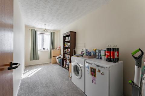 2 bedroom flat for sale, St. Peters Plain, Great Yarmouth, NR30