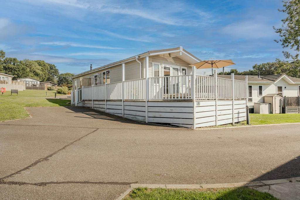 Bacton Road, Alder Country Park... 2 bed park home for sale £60,000