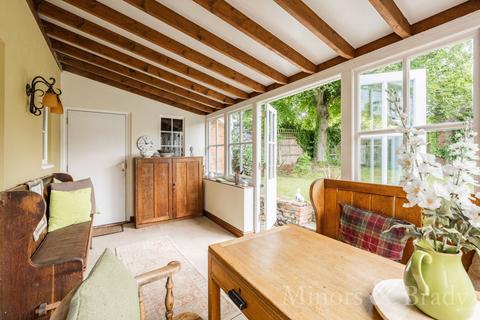 4 Burgh Lane, Mattishall, Dereham, NR20 3QW