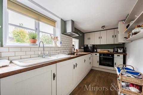 4 Burgh Lane, Mattishall, Dereham, NR20 3QW