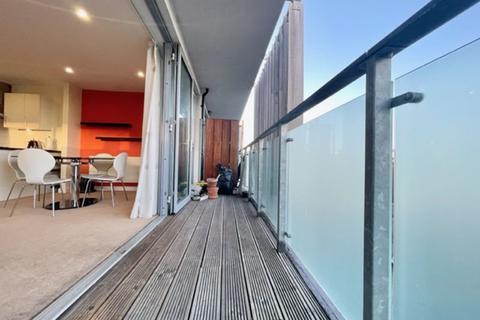 2 bedroom apartment for sale, Dragonfly Close, E13