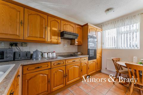 2 bedroom terraced house for sale, Bowthorpe Road, Norwich, NR5