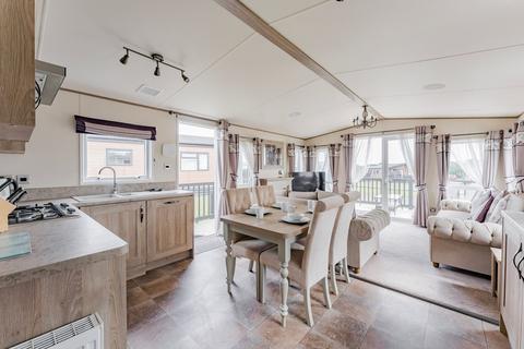 2 bedroom park home for sale - Mill Road, Burgh Castle, NR31