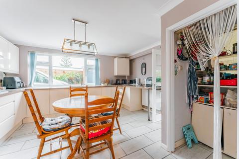13 Lawn Close, Knapton, North Walsham, NR28 0SD