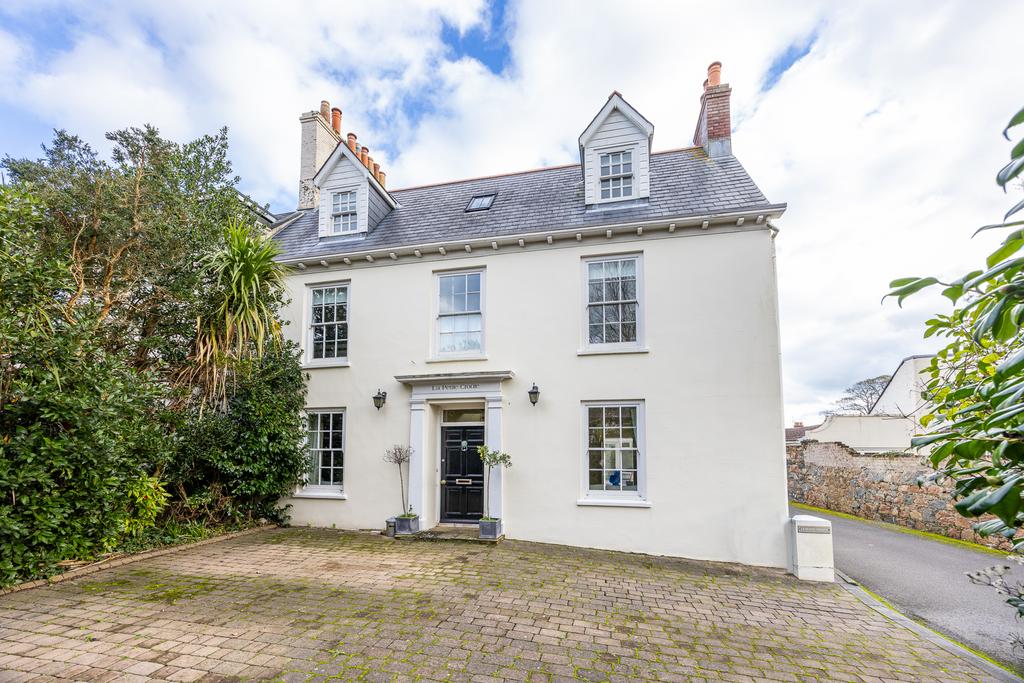 Kings Road, St. Peter Port, Guernsey 5 bed semidetached house for sale
