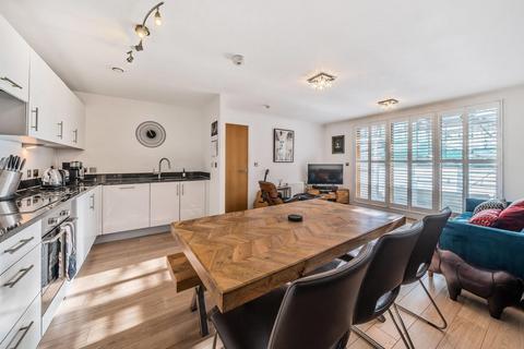 Flat 11, 11 Robsart Street, London, SW9 0AE
