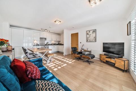 Flat 11, 11 Robsart Street, London, SW9 0AE