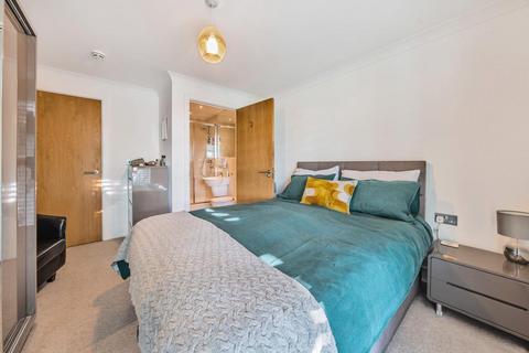Flat 11, 11 Robsart Street, London, SW9 0AE