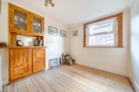 7 James Road, Peasmarsh, Guildford, GU3 1NF