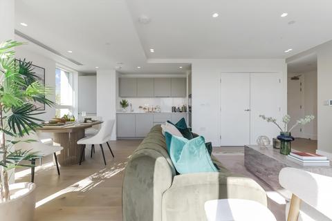 2 bedroom flat for sale, Chiswick Green, London, W4 5TF