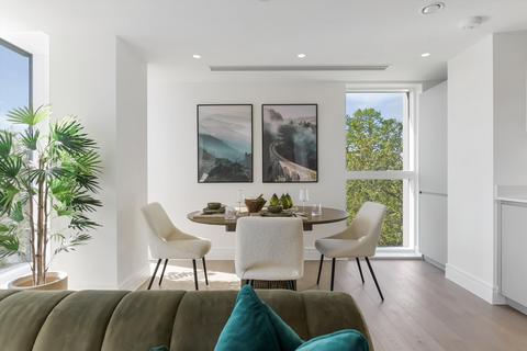 2 bedroom flat for sale, Chiswick Green, London, W4 5TF