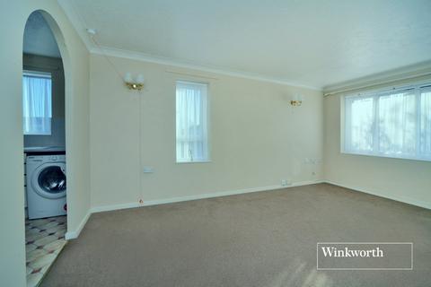2 bedroom apartment for sale, Wordsworth Drive, Cheam, Sutton, SM3