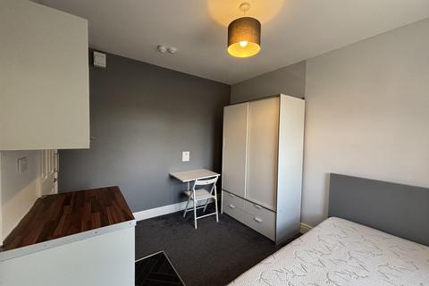 1 bedroom in a house share to rent, Corporation Street, Stafford, ST16 3LQ