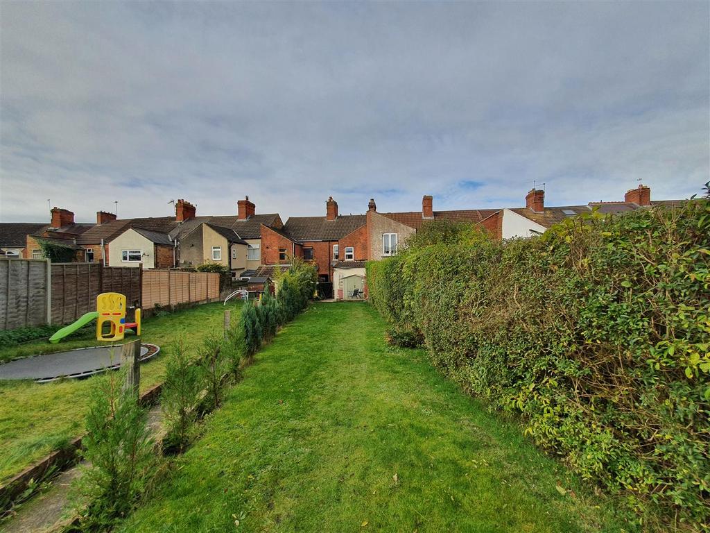 Highfield Street, Coalville, LE67 3 bed terraced house for sale £140,000