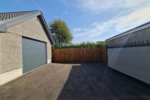 Garage to rent - Weig Road, Gendros, Swansea, City And County of Swansea.