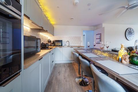 2 bedroom apartment for sale - Park Road, Poole, Dorset, BH15