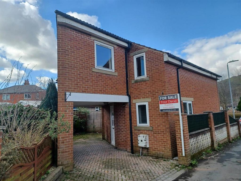 Simpson Road, Off Stocks Avenue... 3 bed detached house for sale £195,000