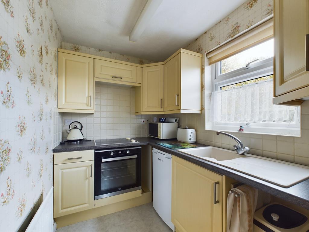 Beecham Berry, Brighton Hill, Basingstoke, RG22 2 bed semidetached