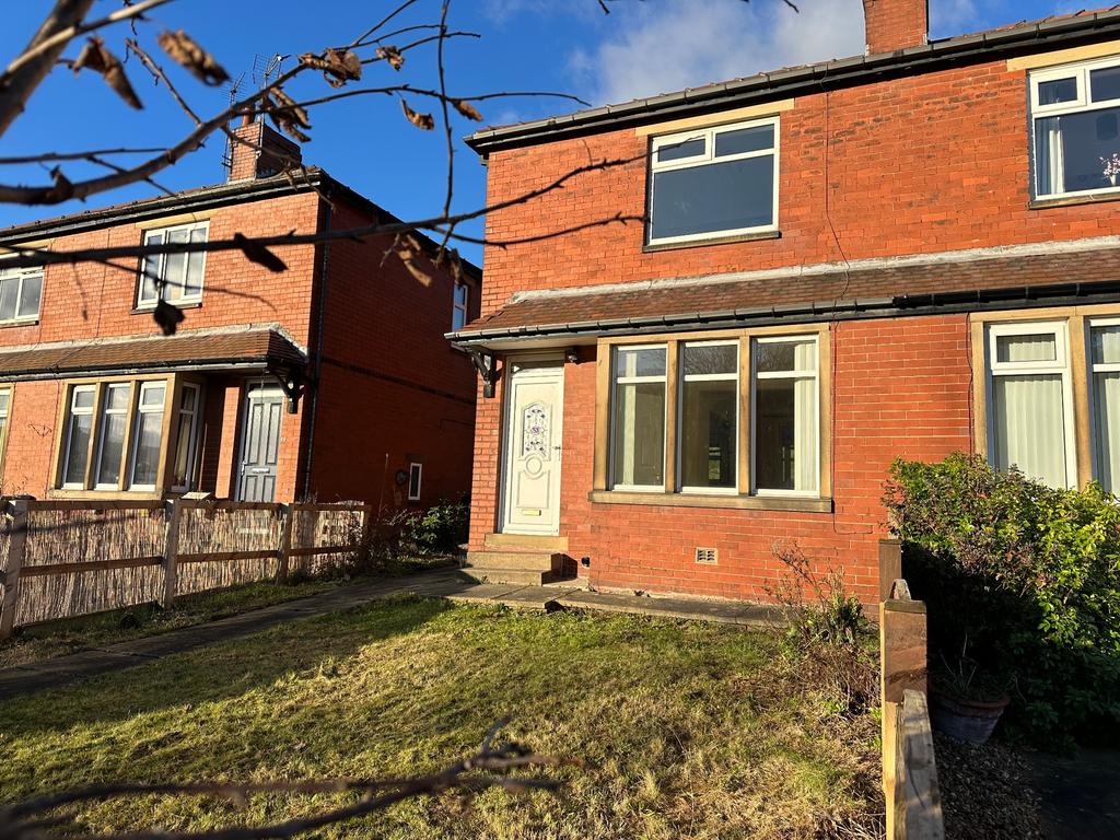 Burnley Road, Mytholmroyd, HX7 5PD 2 bed semidetached house for sale
