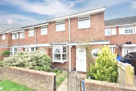 3 bedroom terraced house for sale, Ray Mill Road West, Maidenhead, Berkshire, SL6