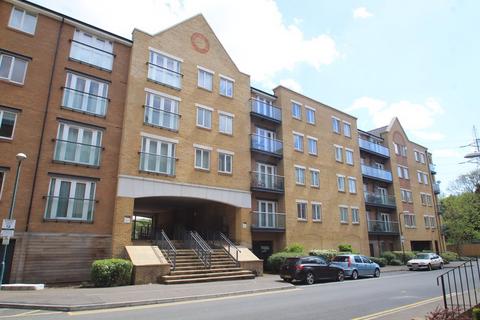 2 bedroom apartment to rent - Black Eagle Drive, Gravesend DA11