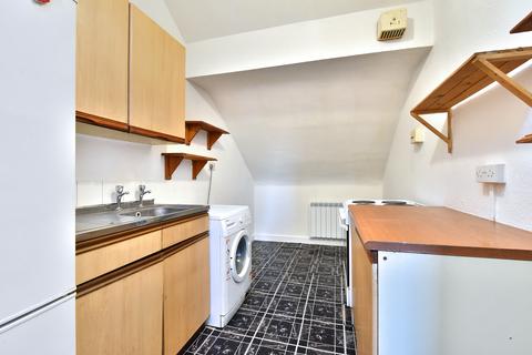 undefined, South Norwood Hill London SE25