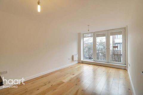 1 bedroom apartment to rent, Victoria Road, Romford