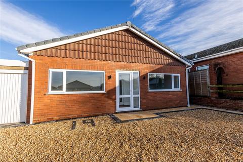 3 bedroom bungalow for sale - Marlow Drive, Trench, Telford, Shropshire, TF2