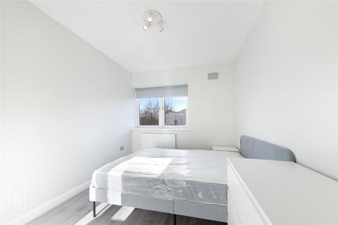 3 bedroom apartment to rent, Campbell Road, London, E3