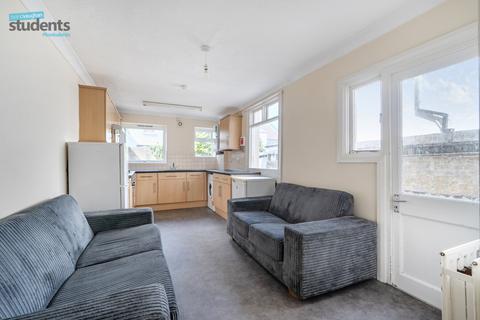 5 bedroom terraced house to rent, Totland Road, Brighton BN2